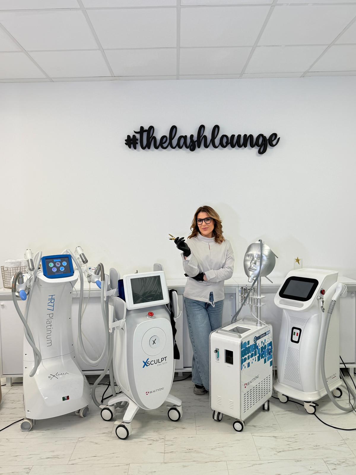 Echipa The Lash Lounge
